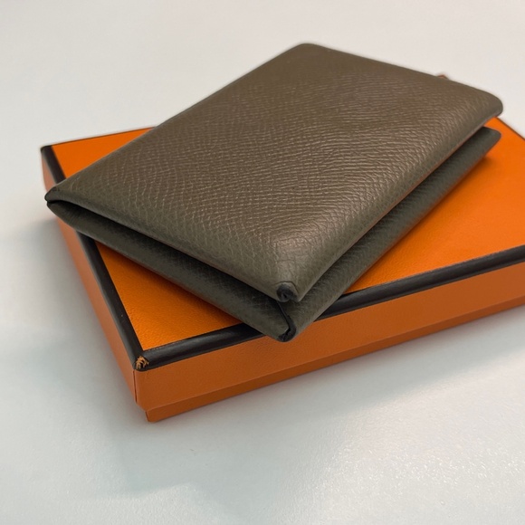 Hermes Calvi card holder in etoupe gray women leather wallet with box - Picture 13 of 16
